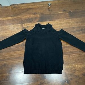 MILLY SHOULDER CUT OUT SWEATER
